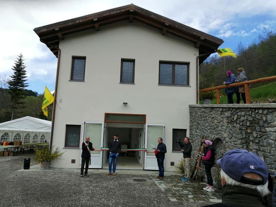 La scommessa di Andrea, a 23 anni apre un’azienda casearia 