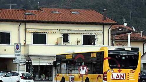 Capolinea dei bus in piazza Stazione: oggi il trasferimento “Liberata” via Europa