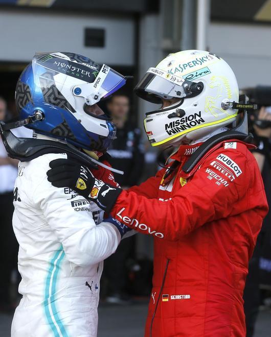 Mercedes fa la storia: 4 doppiette in 4 gare Niente riscossa rossa 