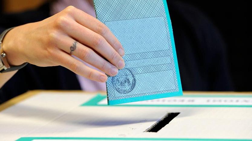 Fatti i sorteggi per le schede A Copparo primo Pagnoni