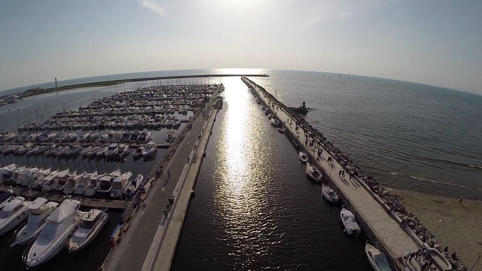 Un mare di vele nella primavera di Viareggio