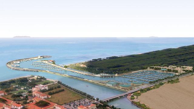 Cecina, il piccolo porticciolo che sogna il grande salto