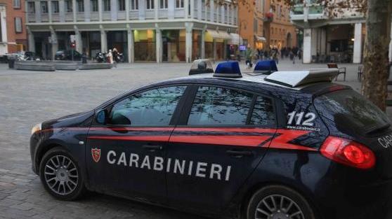 Poviglio, tabaccheria razziata di sigarette e gratta e vinci
