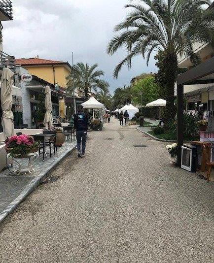 Pioggia di critiche sul Comune «Marina in Fiore è un flop» 