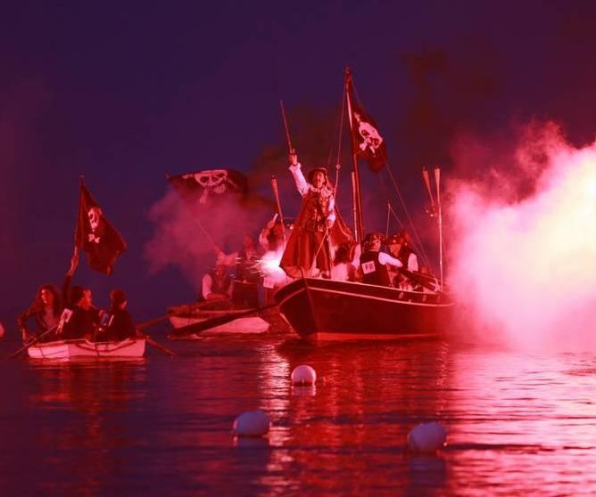 Tesori, covi e ciurme Attesi in migliaia per la Notte dei pirati 