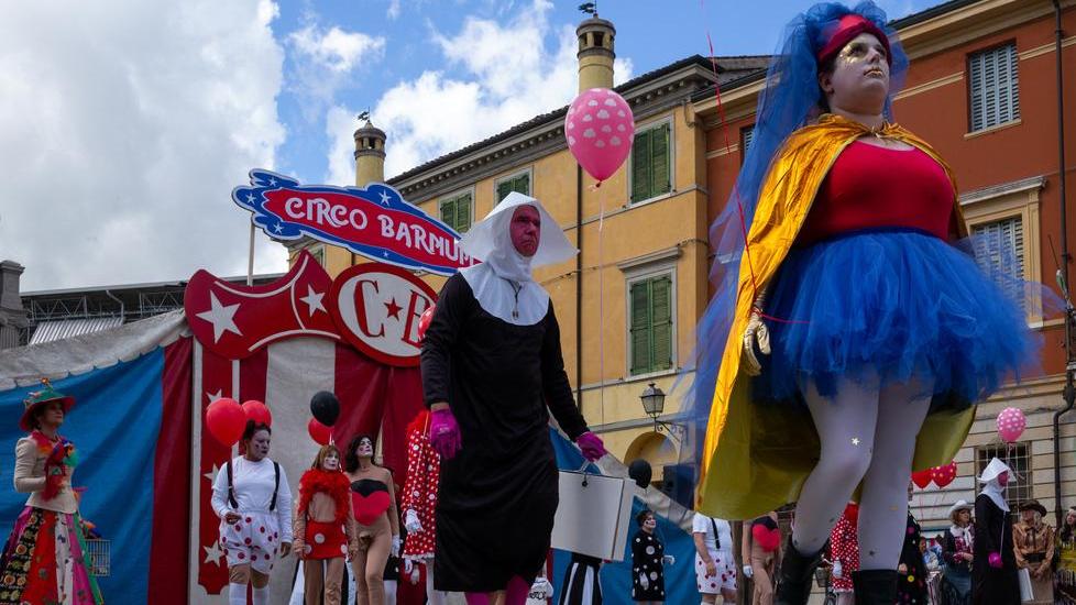 Il “Circo Barnum” è tornato Che spettacolo a San Felice