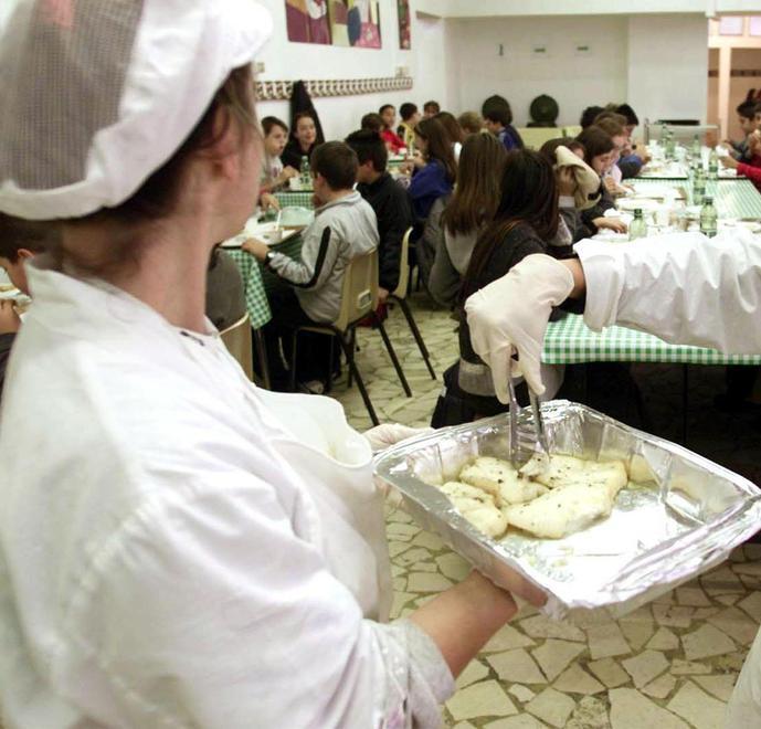 Si porta il panino da casa per non essere bocciato 