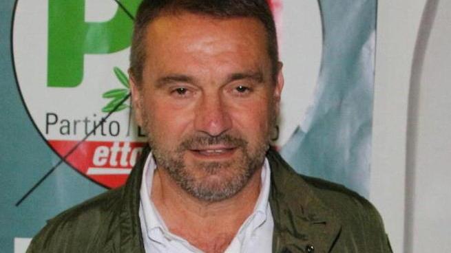 Neri e Del Dotto: «Mallegni si assuma le responsabilità sui divieti di balneazione»