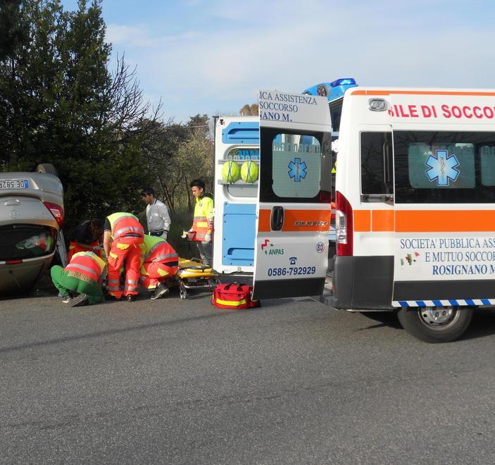 Niente ambulanza a Vada Pro Loco: «Cambiare la norma» 