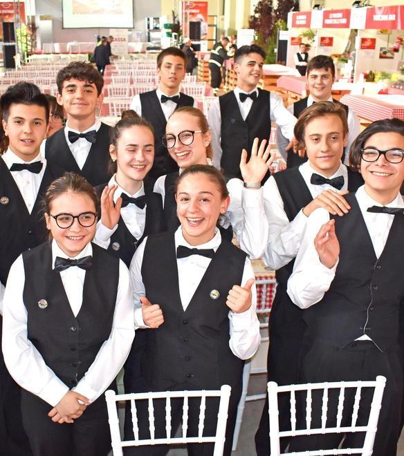 “Toscana in bocca”, viaggio fra i piatti di chef stellati e prodotti tipici regionali 