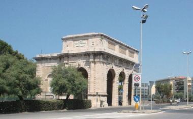 La stazione torna al Comune