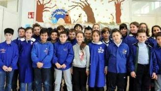 Il presepe murale e i ragazzi della scuola della Bagaglione