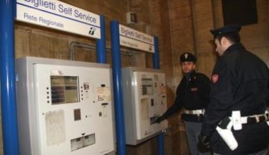 Pendolari derubati, scoperto il trucco, denunciati due polacchi