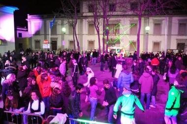 La festa in piazza a San Vincenzo  