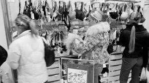 Corsa all’acquisto durante i saldi