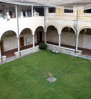 Il chiostro di SantAgostino 
