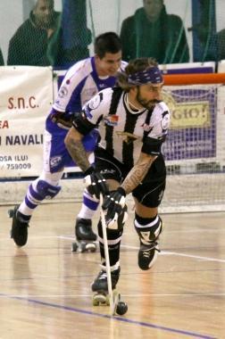 <b>CGC.</b> Alessandro Bertolucci in azione. Lo zingaro, come lo chiamano i tifosi, salter&agrave; quasi sicuramente il derby del 7 gennaio  