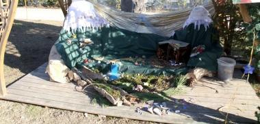 <b>VANDALI. </b>Il presepe distrutto    