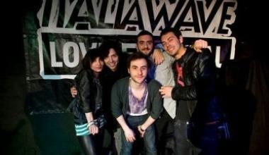 <b>IN CONCERTO</b> I Dvno sono uno degli otto gruppi scelti per il progetto La Toscana che suona che porta in giro per lItalia le giovani band toscane 