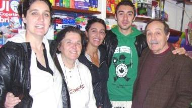 <b>LIBRAI </b>La famiglia in negozio