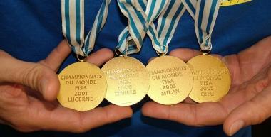 <b>I TITOLI. </b> &Egrave; stato quattro volte campione del mondo nel quattro di coppia pesi leggeri 