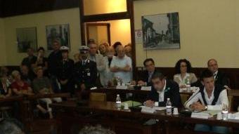 Una seduta del consiglio comunale di Santa Croce