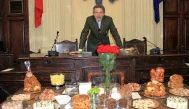 Il sindaco Giuseppe Bellandi alla cerimonia degli auguri che si &egrave; svolta in municipio 