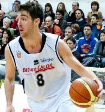 Lala montecatinese Nicola Natali, tornata in Legadue con la maglia di Forl&igrave; 