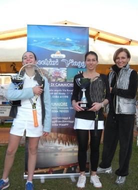 <b>TENNIS. </b>La premiazione del trofeo Cecchini a Forte                 