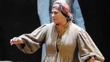 La grande Isa Danieli protagonista de L’Abissina di Ugo Chiti al teatro Garibaldi
