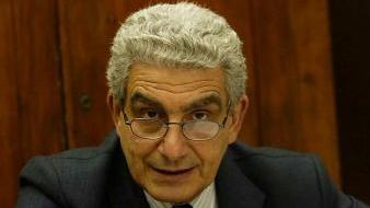 L’ex sindaco e attuale capogruppo del Pd Antonio Abenante