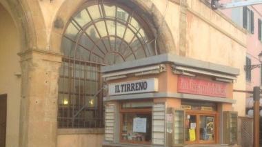L’edicola Dellea in piazza Cavour a Portoferraio