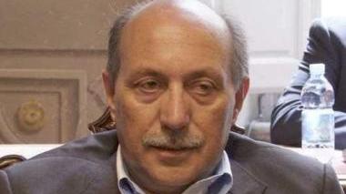 Sotto, l’assessore comunale all’urbanistica Fabrizio Cerri