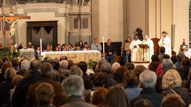 E Lucca lo saluta nella chiesa della “sua” Sant’Anna