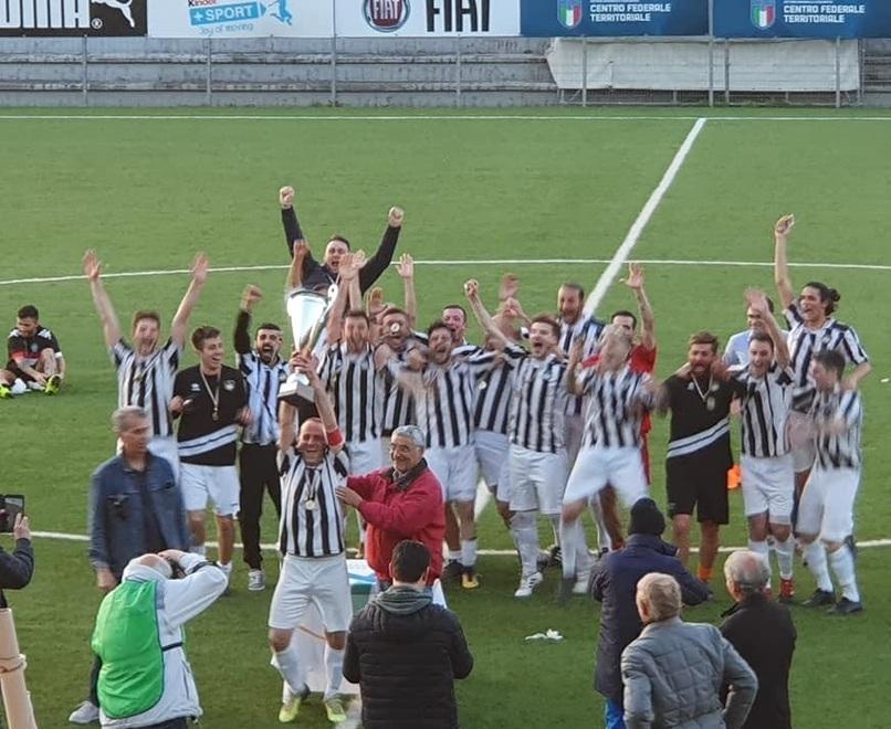 Lo Sporting Viareggio ’86 trionfa in Coppa 