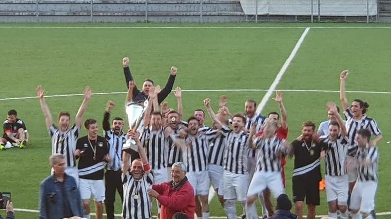 Lo Sporting Viareggio ’86 trionfa in Coppa