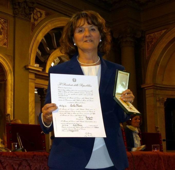 Da 38 anni impiegata alle Poste Carla è una “stella” del lavoro 