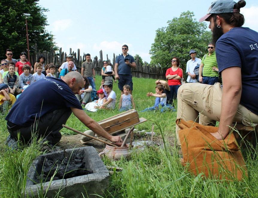 “Vie dei metalli” Alla Terramara si lavorano armi in bronzo