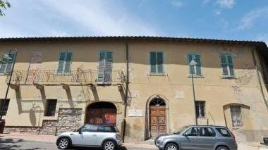 L’ex scuola Ipsia in piazza Manzoni