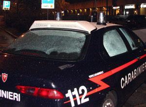 Rapinavano negozi e agenzie di assicurazioni, arrestati