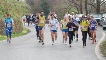 Una gara podistica sulle strade pratesi