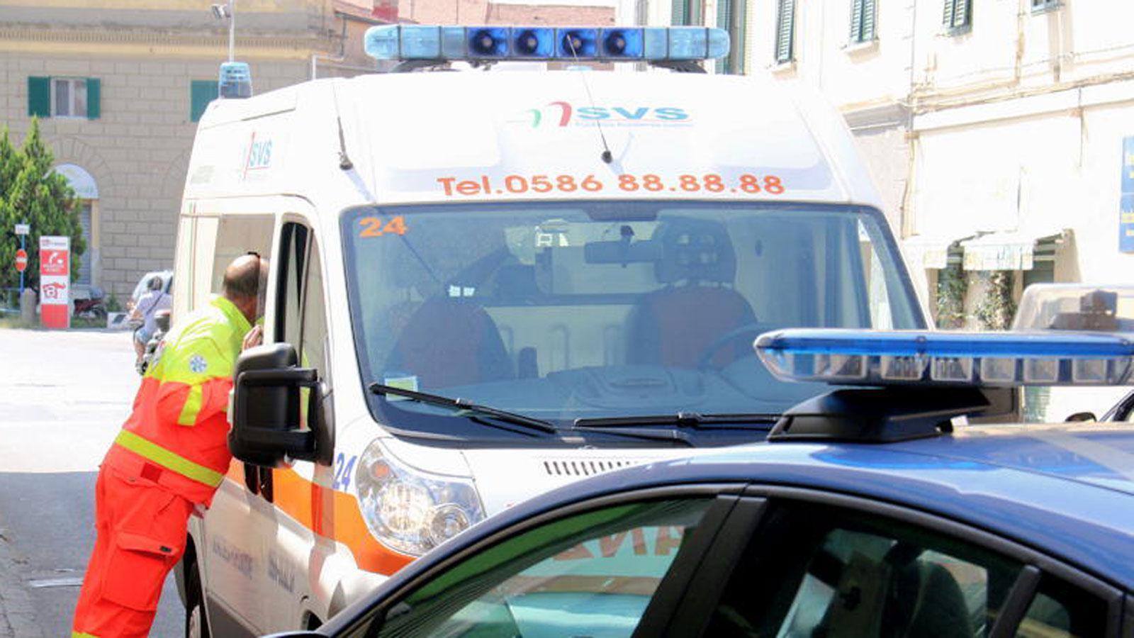 Accoltellato dalla moglie dopo una lite per gelosia 