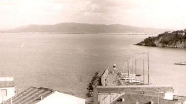 <b>IL FARO.</b> In una foto d’epoca