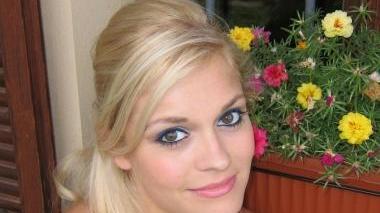Strepitoso il successo di Alice Venturi sul web per i consigli sul make-up