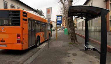 Tenta di violentare una ragazza in pieno centro