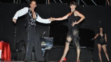 Sara Di Vaira torna in tv ballerà con un ex calciatore