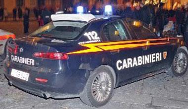 Ubriaco picchia un barista, i soccorritori e i carabinieri: arrestato