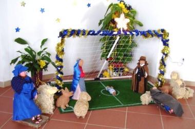 <b>FEDE E CALCIO </b>nel presepe realizzato a Follonica   