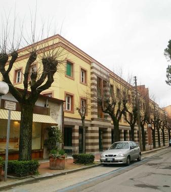Il tratto di viale Amendola dove ci sono le Poste 