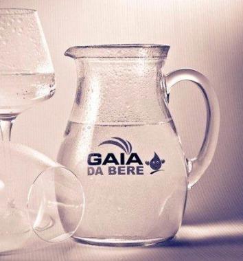 Lacqua in brocca di Gaia   